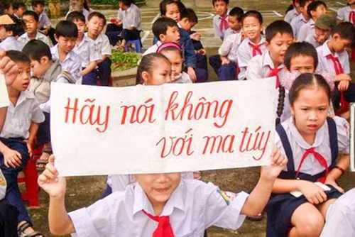 Mẫu luận văn hình sự về phòng, chống tội phạm ma túy trong thanh thiếu niên Mẫu luận văn hình sự về phòng, chống tội phạm ma túy trong thanh thiếu niên