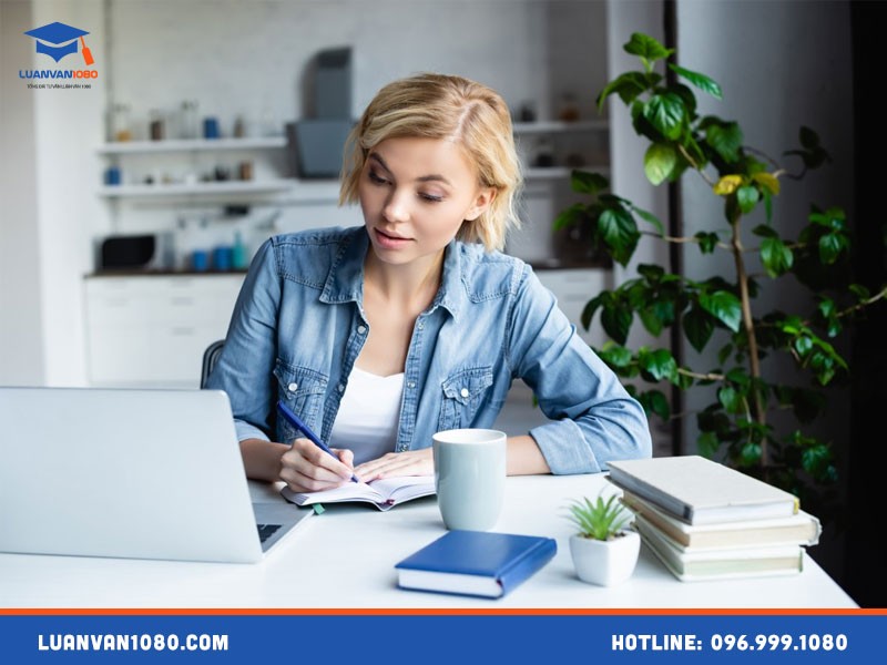 Lớp quản lý nhà nước ngạch chuyên viên online