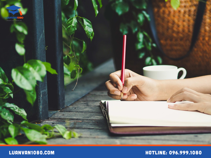 Cấu trúc của luận văn thạc sĩ ngành Văn học