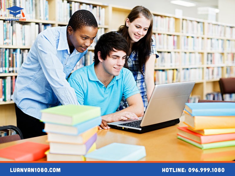 Chương trình đào tạo và bồi dưỡng