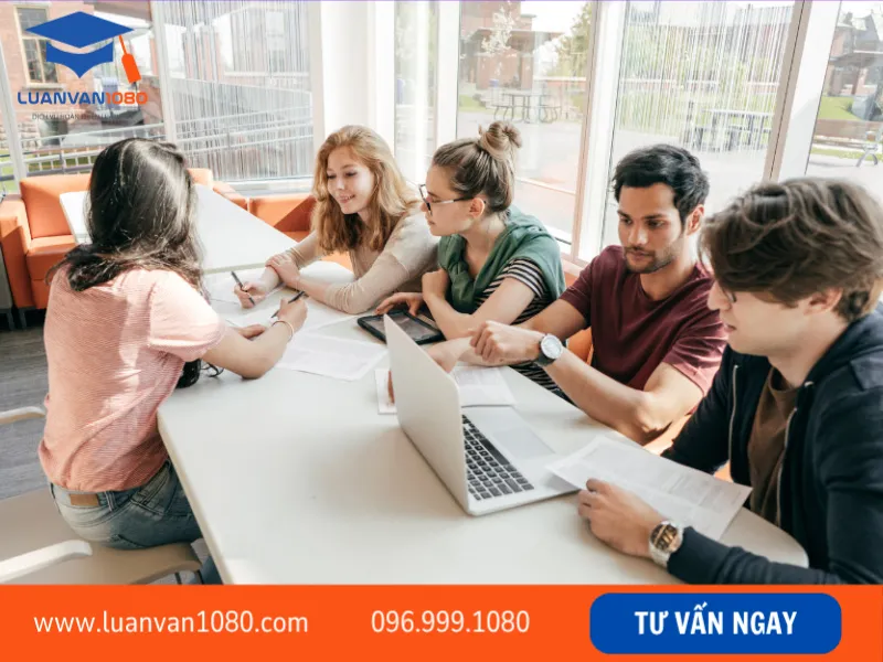 Chi phí sinh hoạt, tài liệu, nghiên cứu của chương trình tiến sĩ