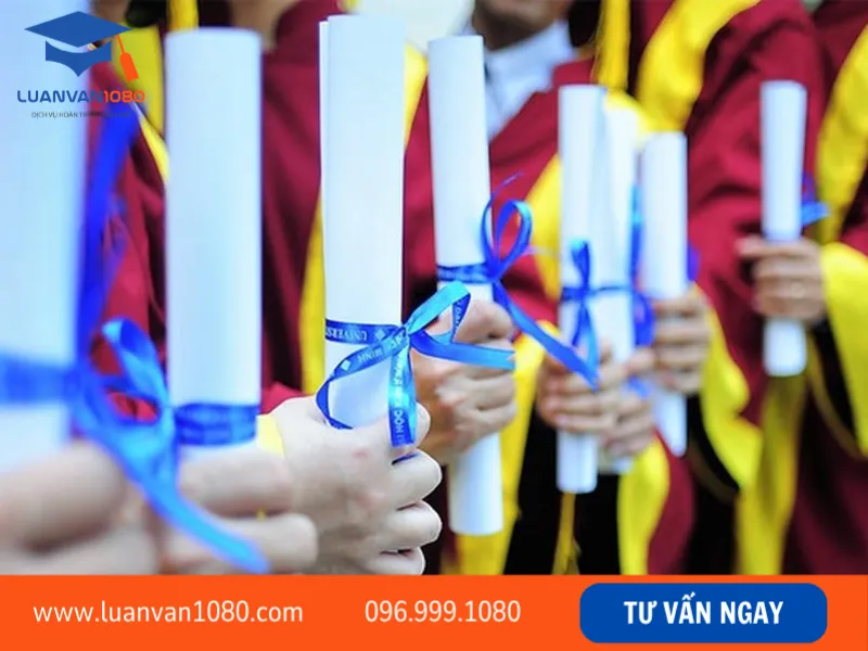 Đối tượng được xét phong tặng tiến sĩ danh dự