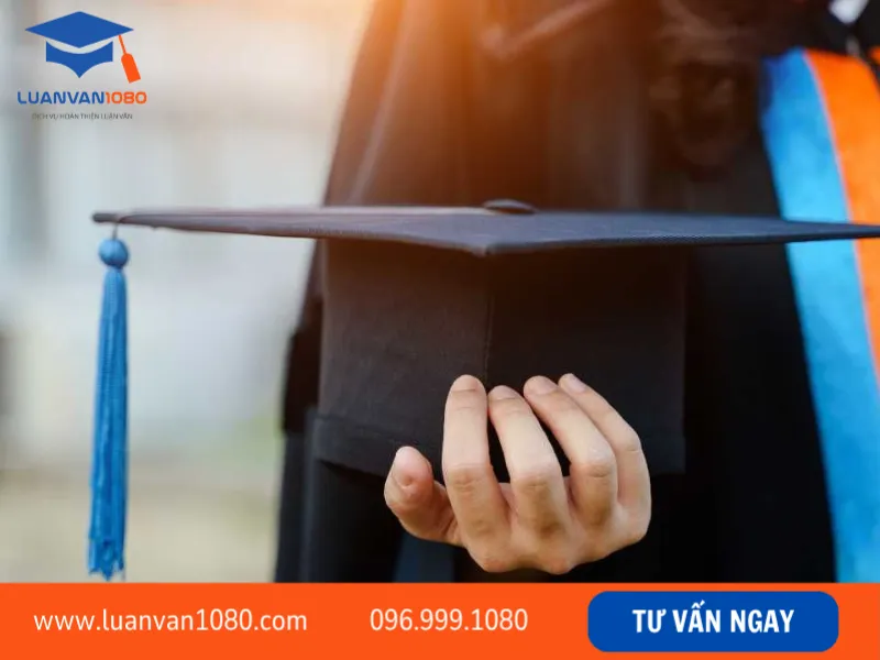 Tiến sĩ danh dự có được dùng thay học vị, học hàm không?